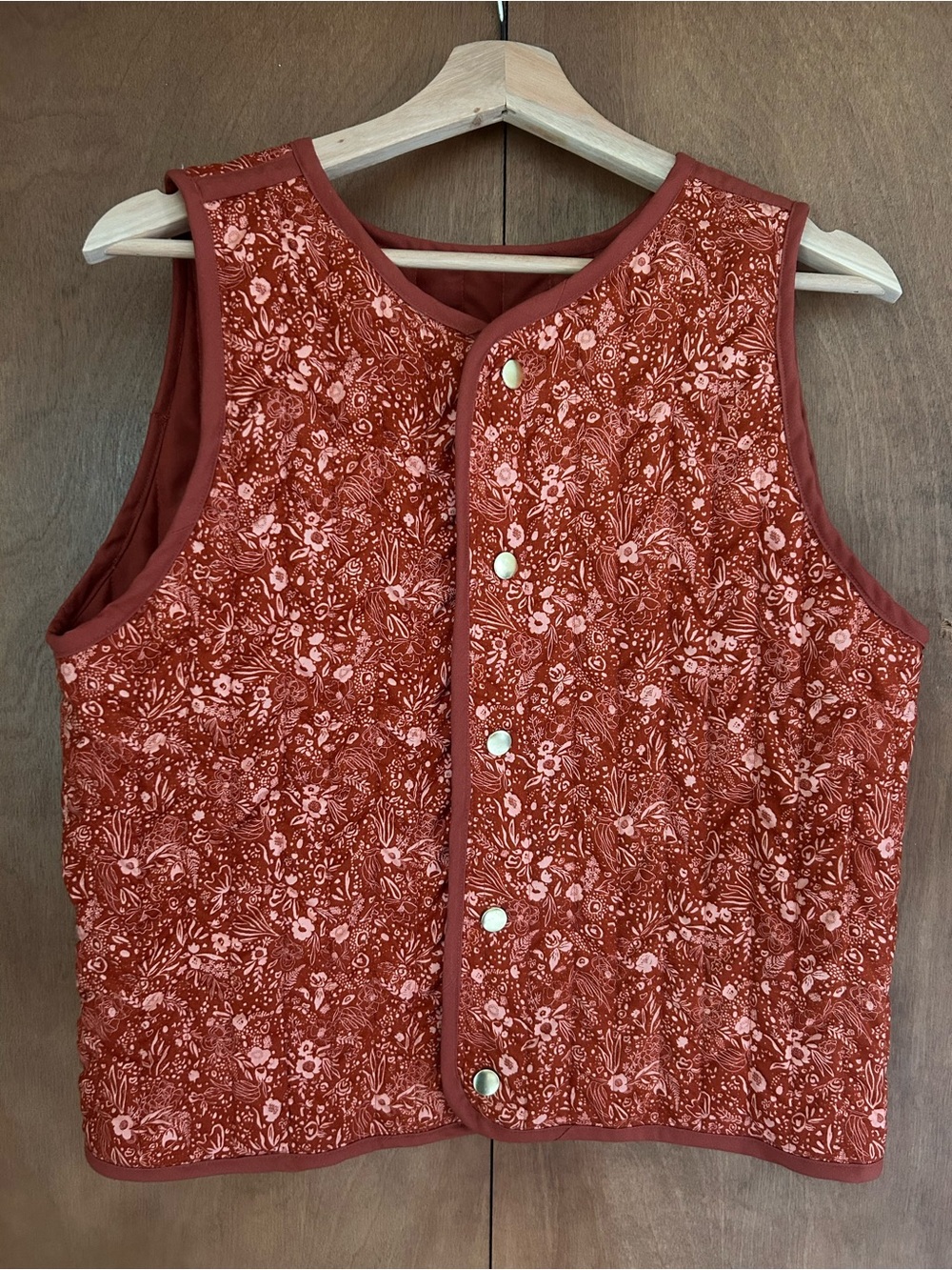 Handmade Quilted Floral Snap-Front Vest - Rust Pink